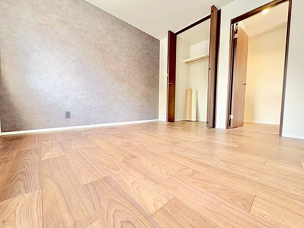 絶妙な雰囲気を意識してコーディネート致しました。