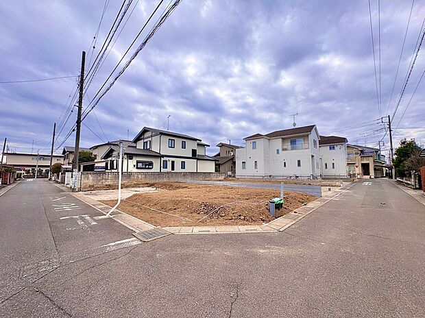 ワイドバルコニーは、お洗濯物が多い日でも安心です。(令和8年2月 撮影)