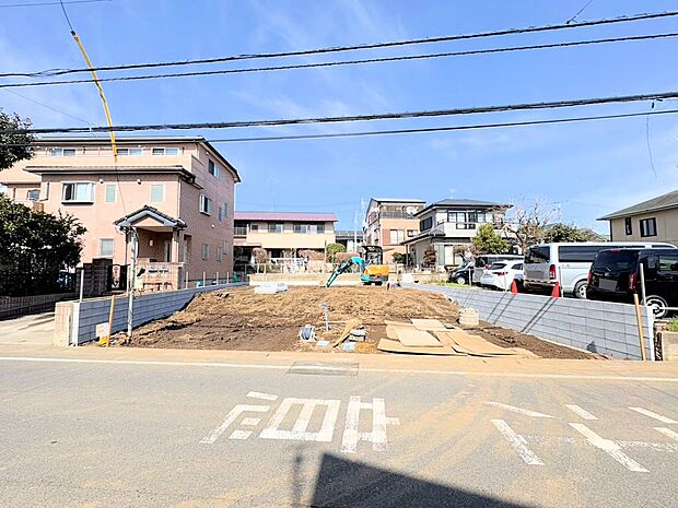 食品や生活用品などを一カ所にまとめて集中収納できる大容量パントリー付き。(令和8年3月 撮影)