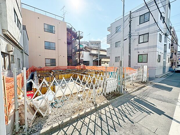 2階にバルコニーに面した17帖のLDKを設けました。(令和8年2月 撮影)