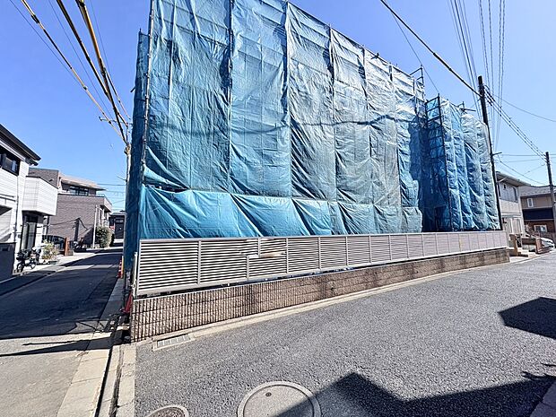 大容量WICは趣味の道具や季節物など、大きな荷物もしまっておけます。(令和8年2月 撮影)