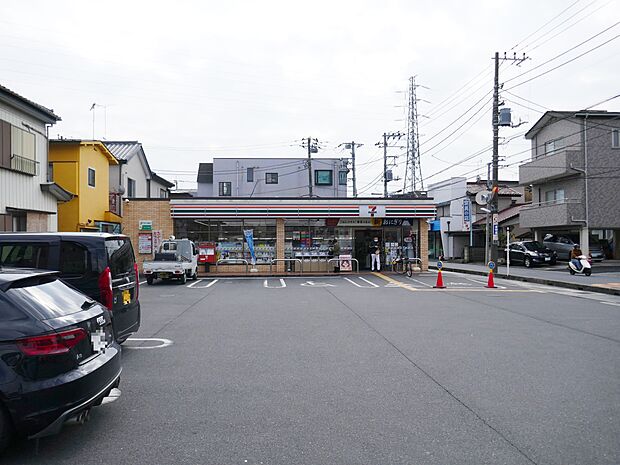 セブンイレブン鳩ヶ谷坂下三丁目店まで約400m