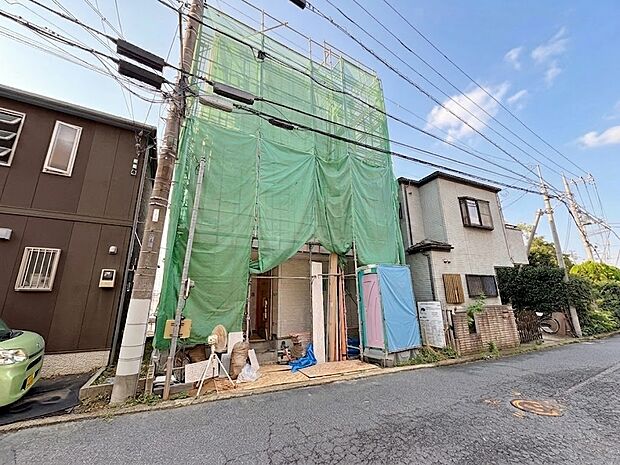 居室としても利用できる納戸にはWIC完備。3階居室は6帖以上。(令和8年7月撮影)