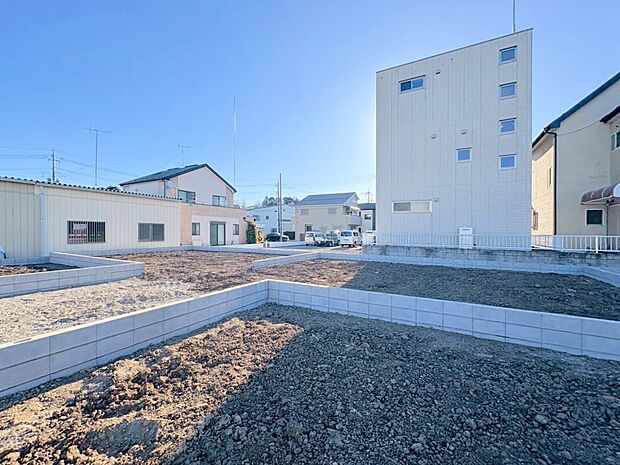 建物の居住性に拘った邸宅は「安らぎ」と「快適」を実現。(令和8年2月 撮影)