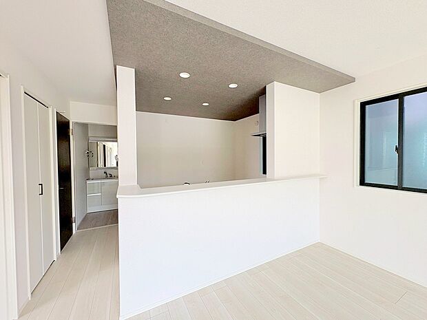 水廻りを集中させ、家事効率の良い間取りを実現しました。