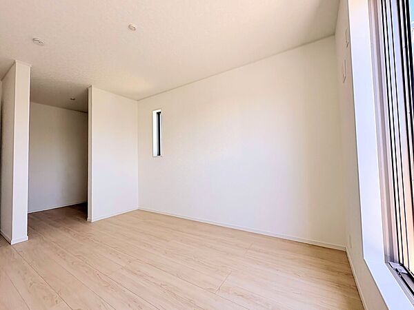 心から寛げる寝室で心地よいひと時を楽しめます。
