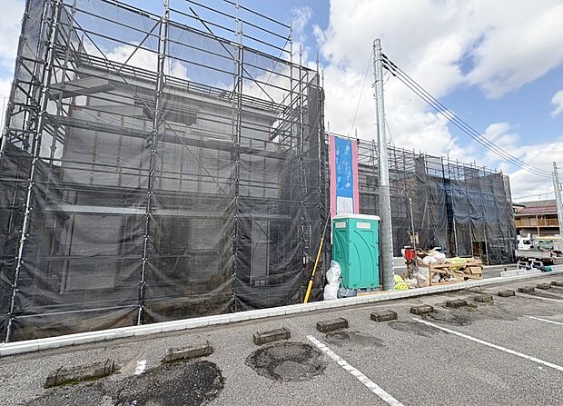 自然と家族のコミュニケーションが生まれるリビングイン階段を採用。(令和8年3月 撮影)