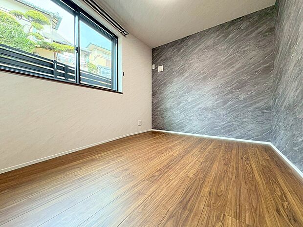 柔らかい自然光で朝目覚める暮らしが送れるだろう。