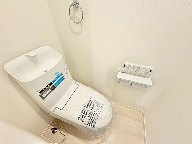 白を基調としたシンプルながらも落ち着くデザイン。