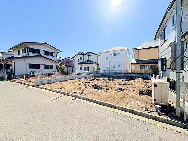 15帖のLDK横には5.25帖の洋室を備えています。(令和8年3月 撮影)