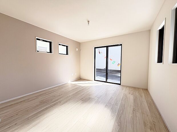 アクセントクロスはお気に入りの家具も引き立たせてくれます。