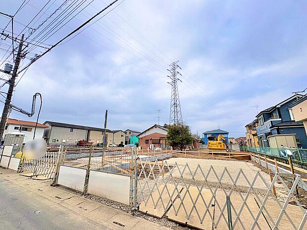 独創性豊かな趣と重厚感・気高さを兼ね備えたお住まい。(令和8年3月 撮影)