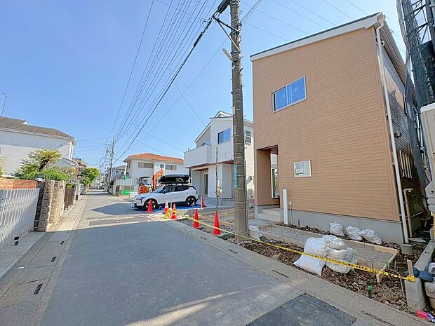建物の居住性に拘った邸宅は「安らぎ」と「快適」を実現。(令和8年5月 撮影)