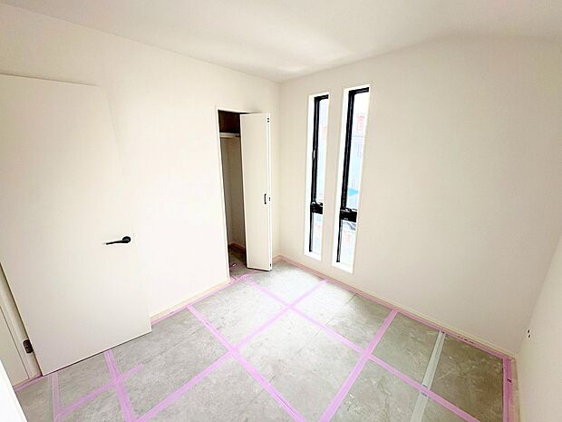 心地よい春の風が室内に静かに流れてきます。(令和8年2月 撮影)