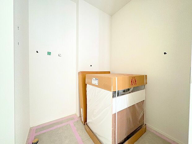 脱衣所内に二つの扉を設け、回遊動線を作ったお住まいです。(令和8年2月 撮影)