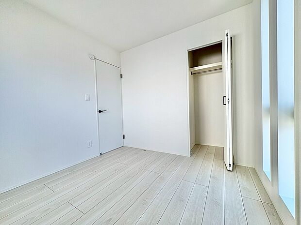 各お部屋にしっかりと収納スペースを設けてあります。