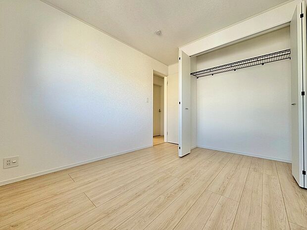 各お部屋にしっかりと収納スペースを設けてあります。