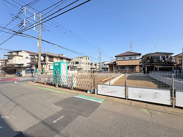 WIC付きの主寝室なら、慌ただしい朝の身支度もスムーズに行えます。(令和8年3月 撮影)
