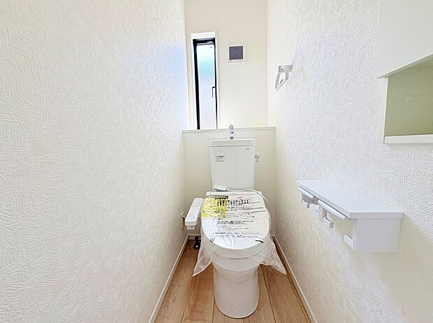 洗浄便座はいつでも快適に、清潔にご使用いただけます。