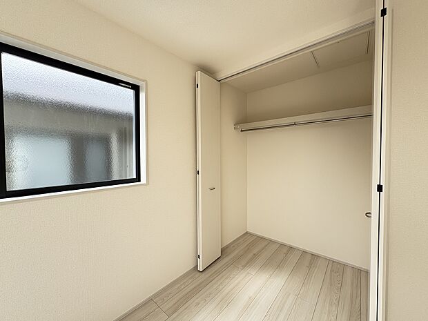 各お部屋にしっかりと収納スペースを設けてあります。