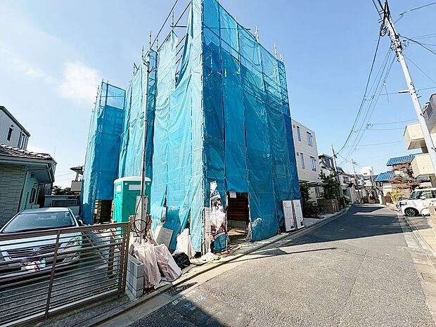 プライバシーに配慮した2階リビング設計。(令和8年2月 撮影)