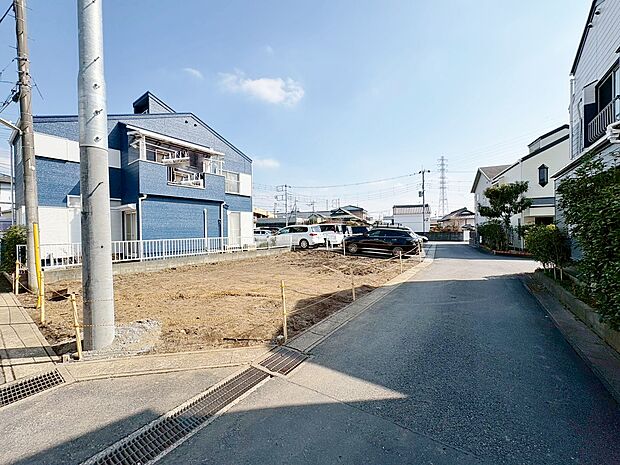 3部屋から行き来できる続きバルコニーを採用しています。(令和8年2月 撮影)