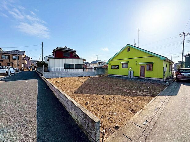 太陽光パネル・制震ダンパー標準装備で制震(令和8年2月 撮影)