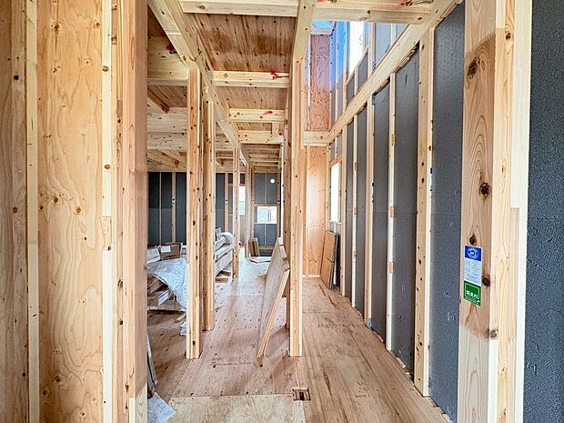 7帖の主寝室にはWクローゼットを配置しました。(令和8年3月 撮影)