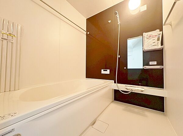 時間が経っても冷めづらい浴槽を採用することでエコで節約になります。