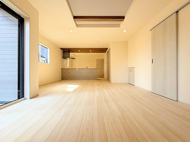 すべてを凝縮した珠玉の【始まり】をここから迎えます。