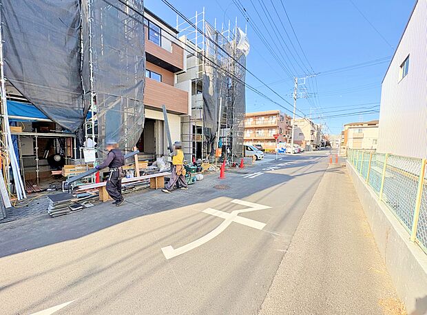 雨風から守るだけでなく、防犯面でも安心のビルトインガレージ。(令和8年3月 撮影)