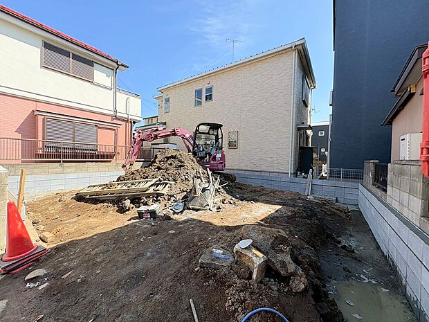 LDKは会話が弾む対面式キッチンを採用しています。(令和8年3月 撮影)