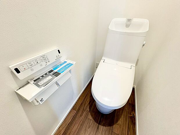 1階と3階にトイレを設置しました。