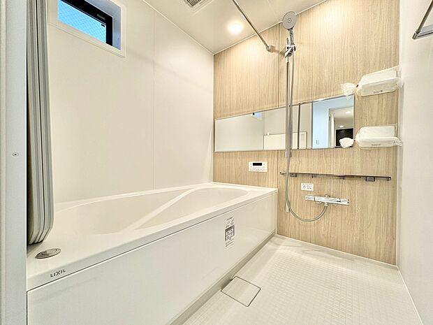 居心地の良い空間で毎日のバスタイムを贅沢に、豊かにしてくれます。