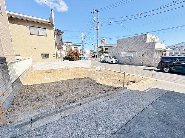 主寝室は8帖、WIC付きです。(令和8年3月 撮影)