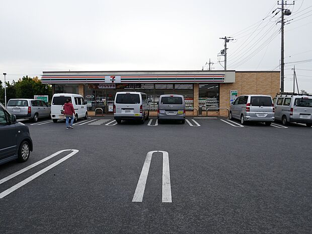 セブンイレブンさいたま佐知川店まで約450m