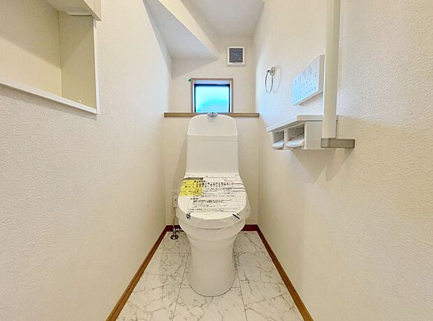 洗浄便座はいつでも快適に、清潔にご使用いただけます。