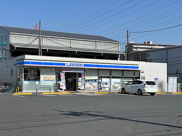 ローソン さいたま三橋六丁目店まで約554m