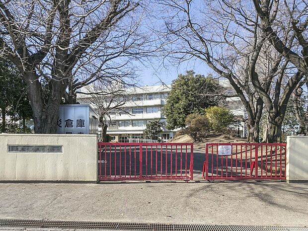 大石南小学校まで約492m