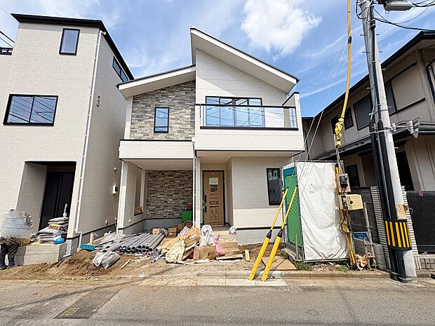 2階にリビングを配置することにより、プライバシーも守られた安心の空間。(令和8年7月撮影)