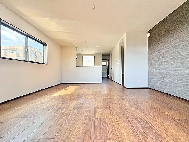 開放的なリビングでのびのびとした暮らしの実現へ。