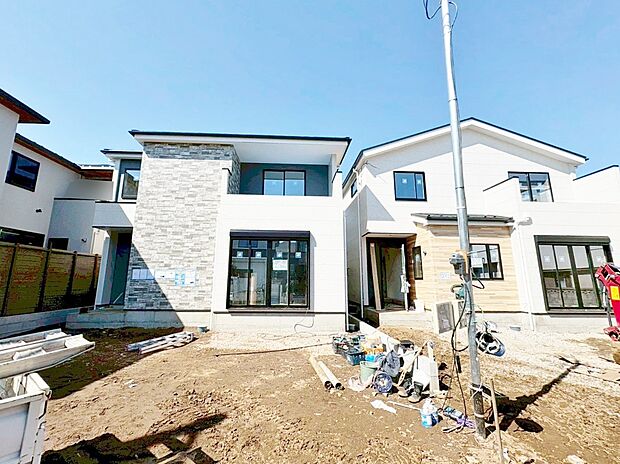 通風・採光にも優れ、心地よい光と風があふれています。(令和8年3月 撮影)