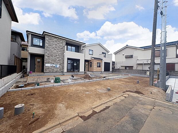 たっぷり収納可能なWICを二部屋に備えています。(令和8年3月 撮影)