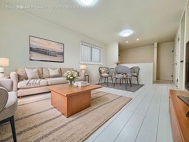 水回りをリビング階にまとめた家事ラク設計。※現況の物件写真に、CGによる画像処理がされています。