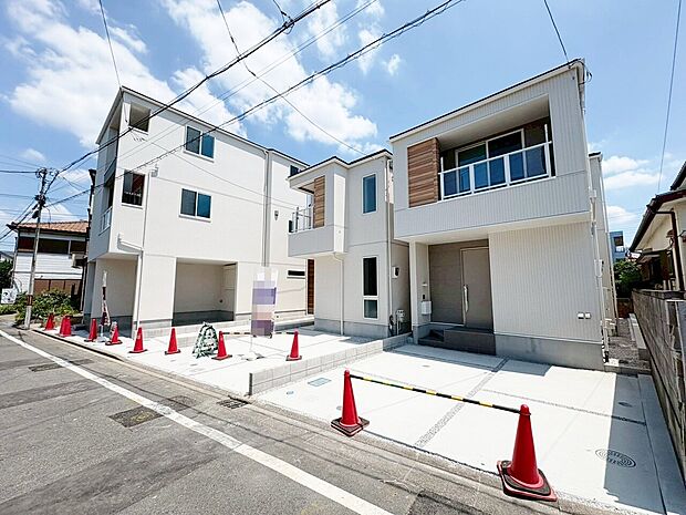6m公道に面したカースペースです。