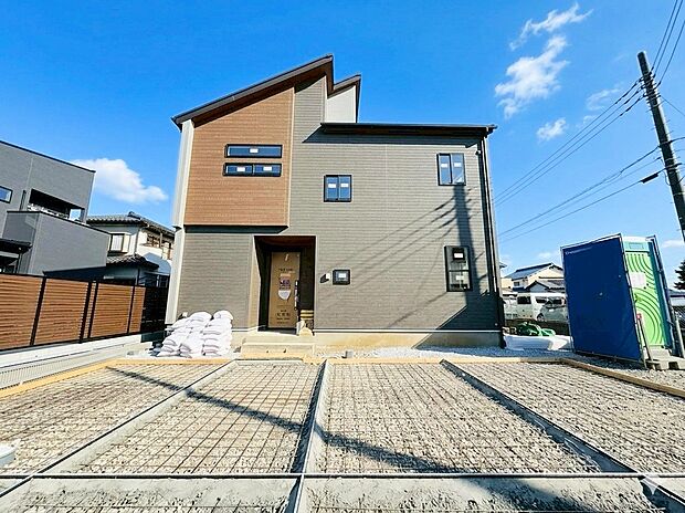 大宮駅利用可能な立地。南西角地に面した邸宅。(令和8年3月 撮影)