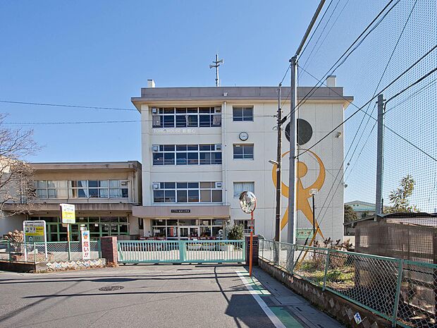 植水小学校まで約480m