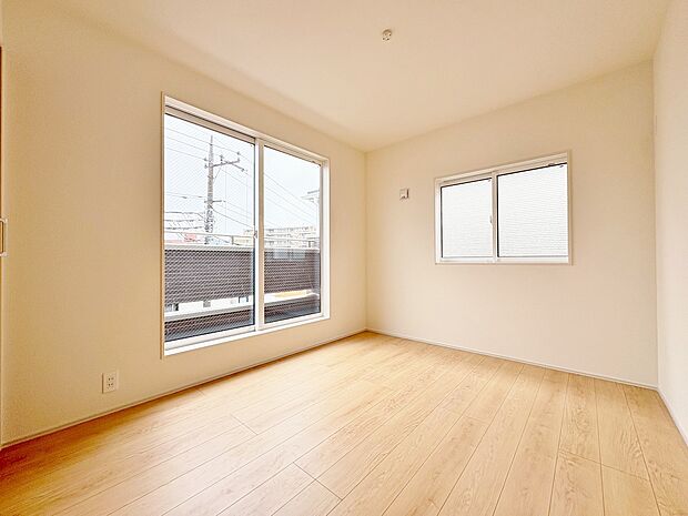 柔らかい自然光で朝目覚める暮らしが送れるでしょう。