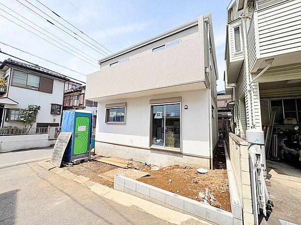 南向きのバルコニーにつき陽当り良好です。(令和8年4月 撮影)