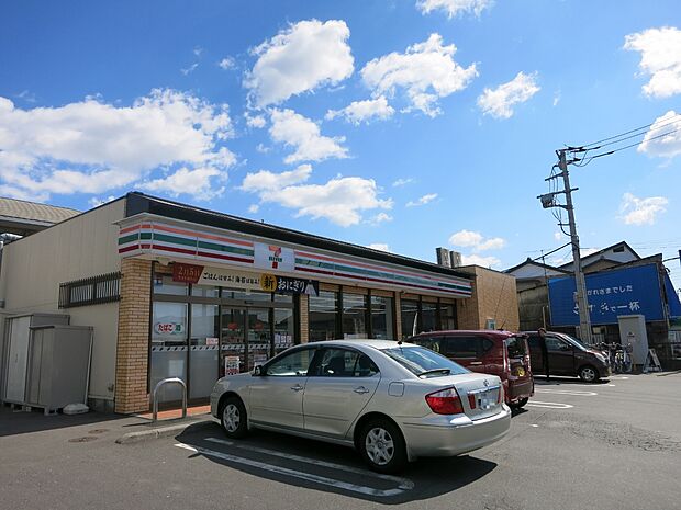 セブンイレブン浦和桜田2丁目店まで約430m